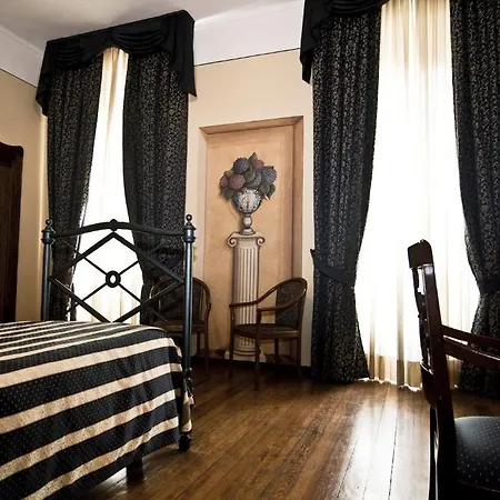 Regina 3*
