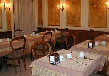 Hotel Regina 3*